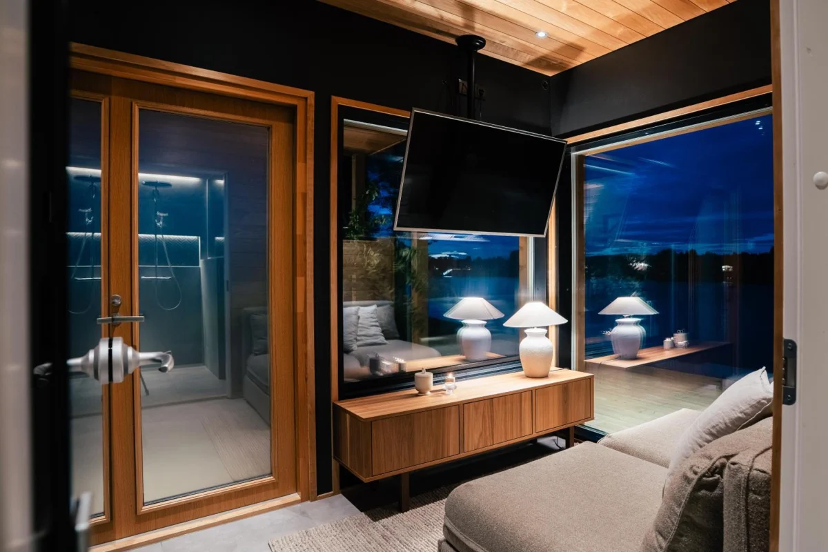 Lapland Riverside Escape