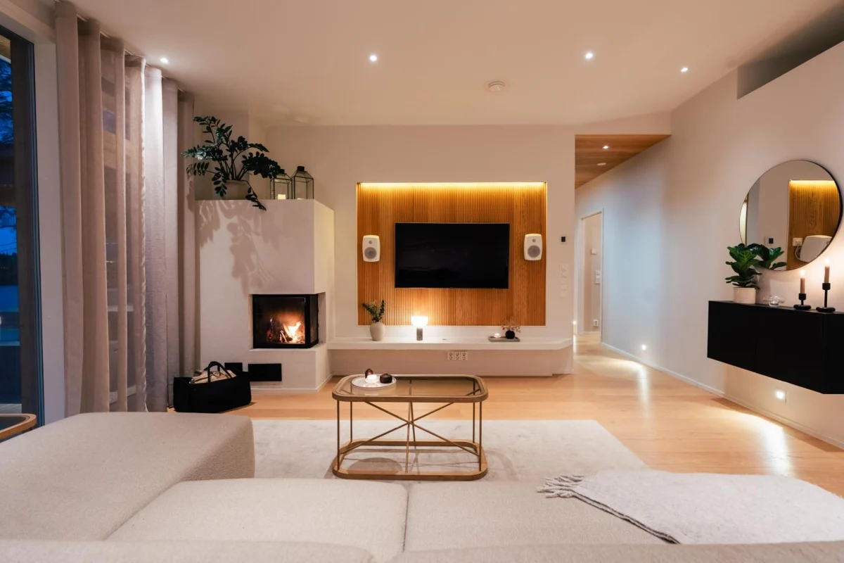 Lapland Riverside Escape